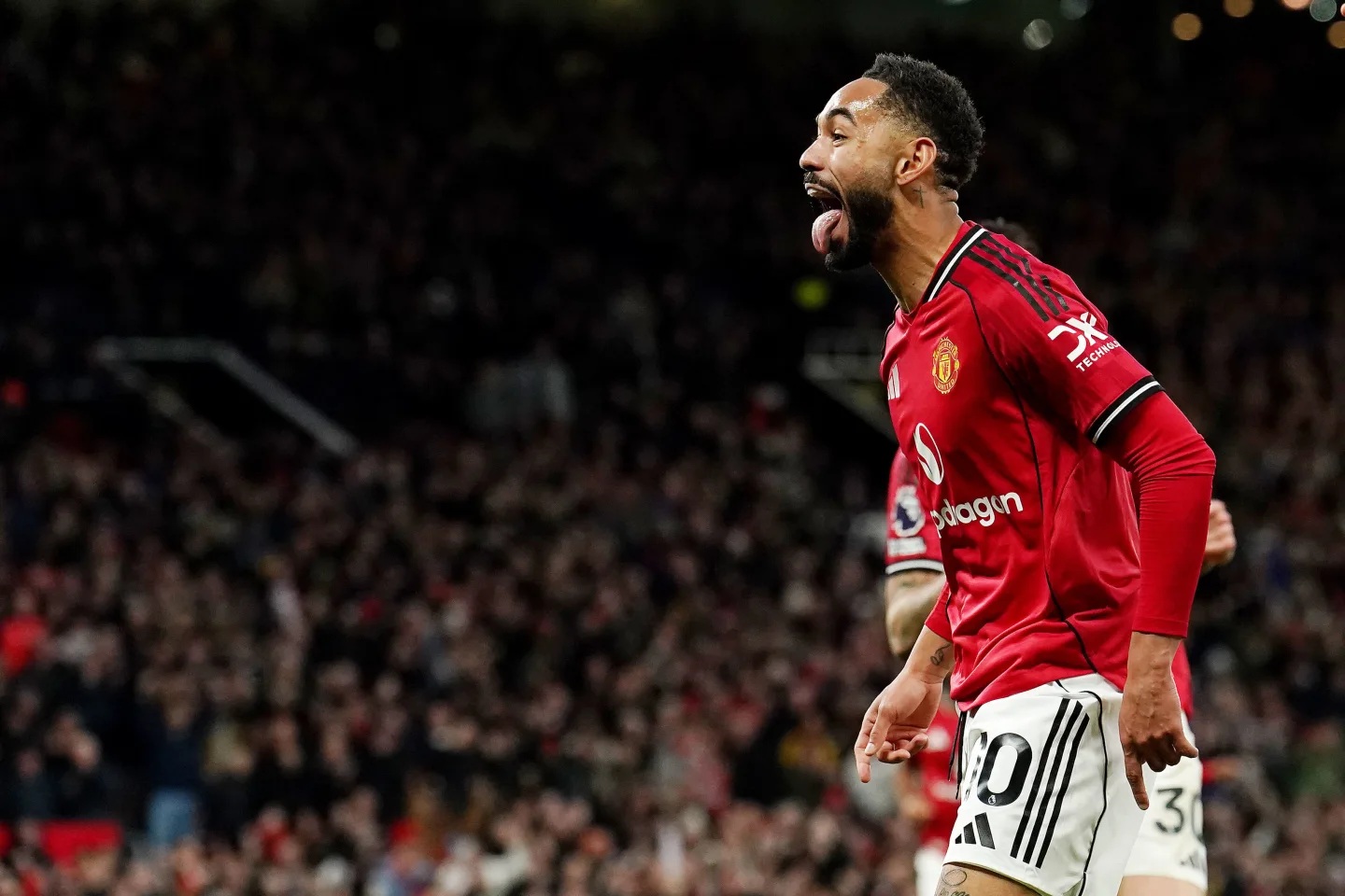 Man United finally heading in right direction but Liverpool’s losing run goes on