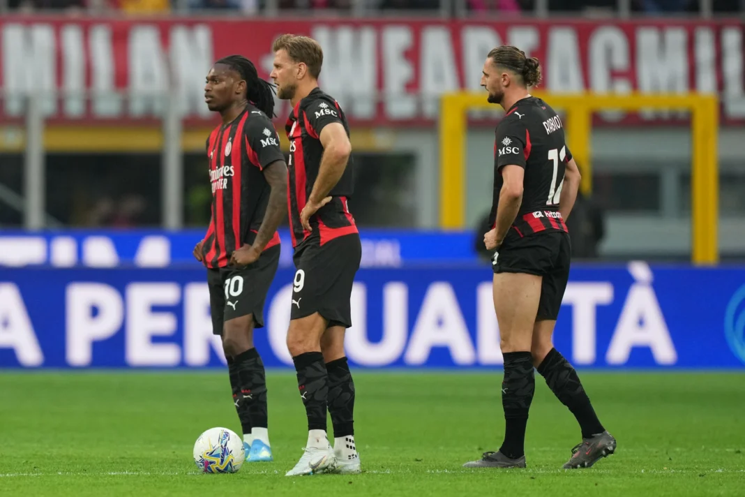AC Milan booed off after shock home loss to Udinese and Juventus closes the gap AC Milan booed off after shock home loss to Udinese and Juventus closes the gap