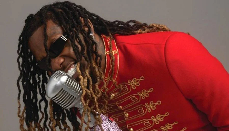 Offset makes shocking entry to stage after scary casino shooting Offset makes shocking entry to stage after scary casino shooting