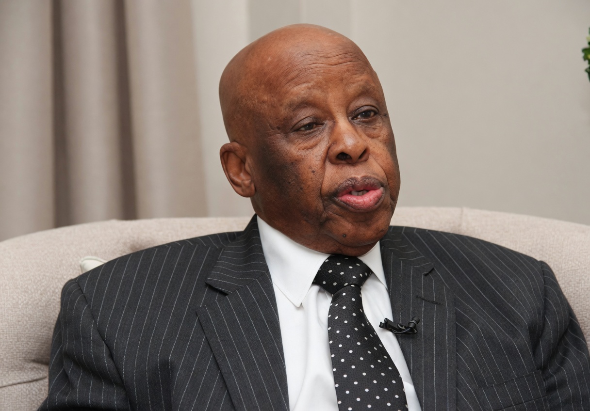 Festus Mogae