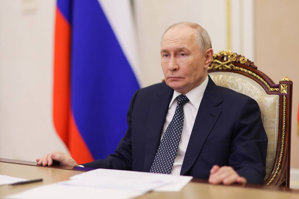 Russia’s Putin visits Japan-claimed islands for first time; Tokyo protests Russia’s Putin visits Japan-claimed islands for first time; Tokyo protests