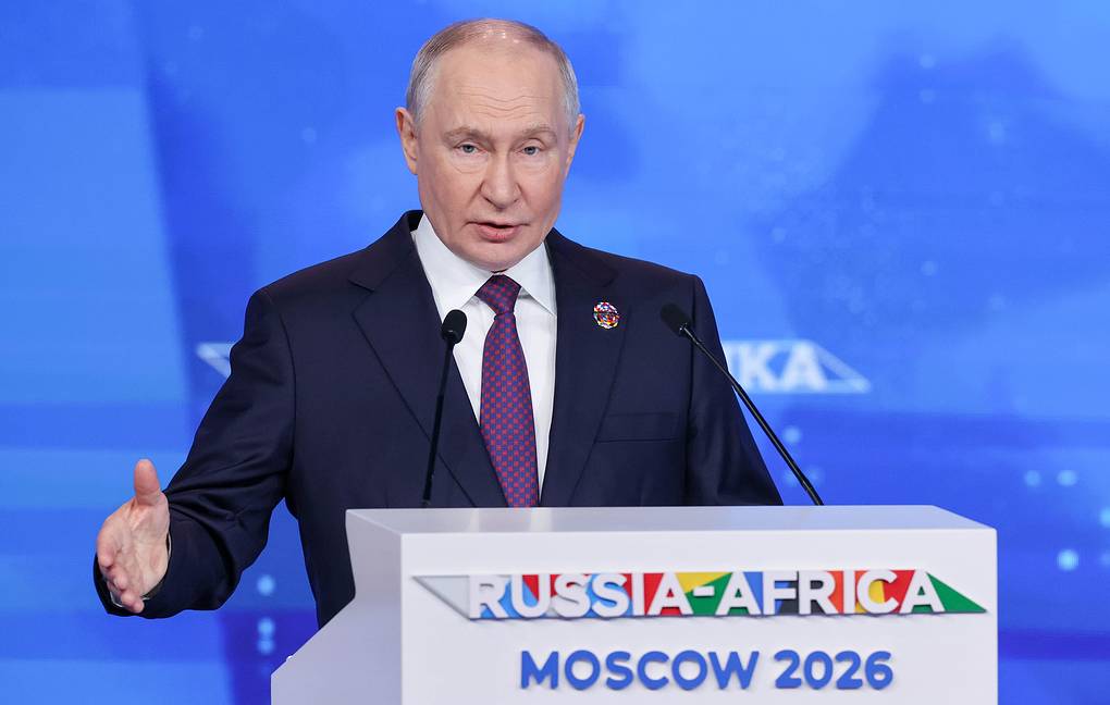 Putin courts Africa leaders at Moscow summit Putin courts Africa leaders at Moscow summit