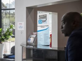 Zimbabwe Stock Exchange Faces Liquidity Crisis as Investor Urges Reform